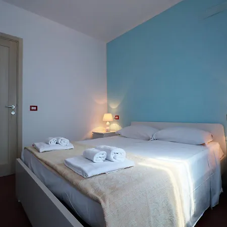 Murphy Rooms